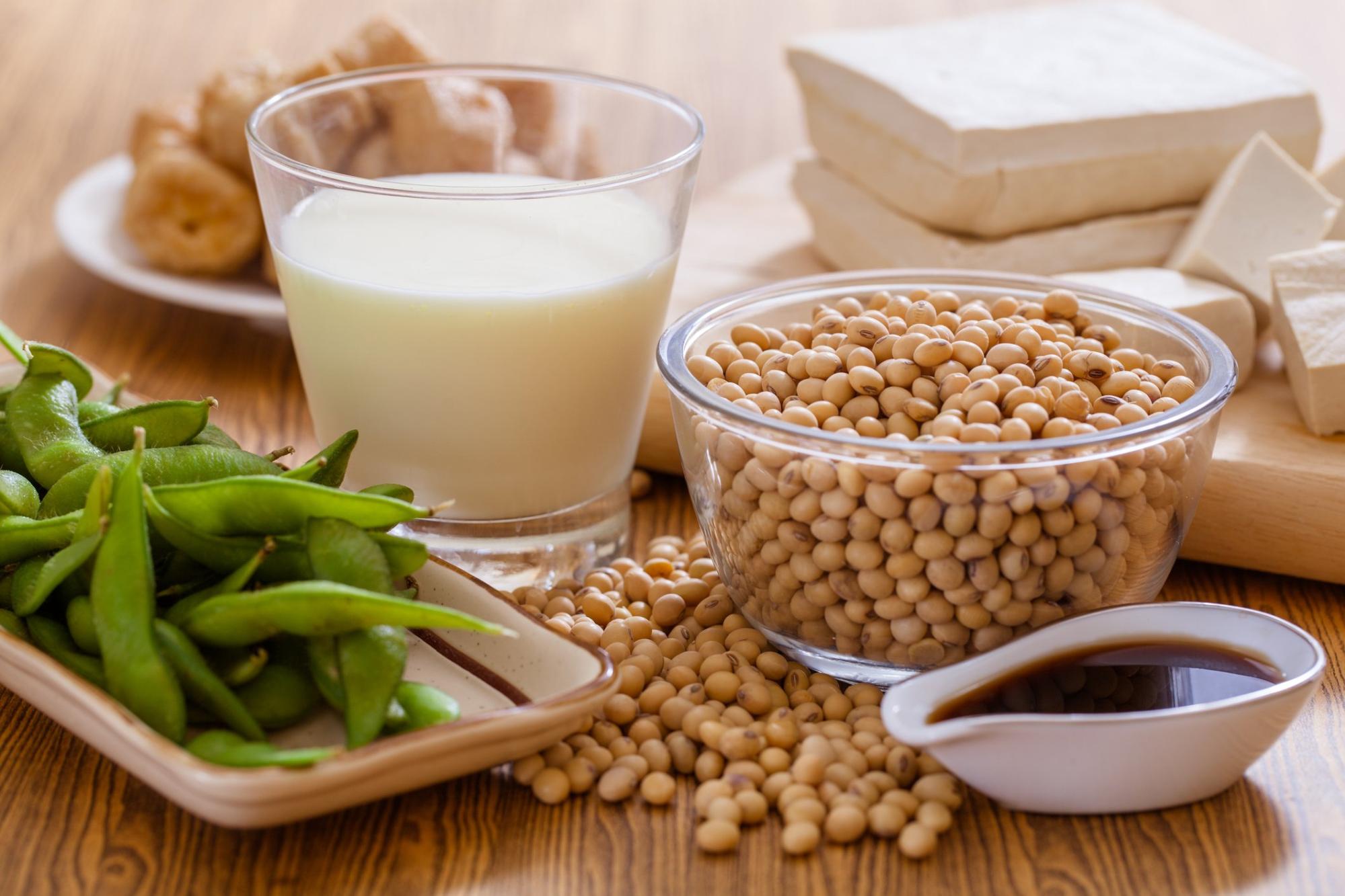 Uống sữa đậu nành mỗi ngày có tốt cho sức khỏe không?